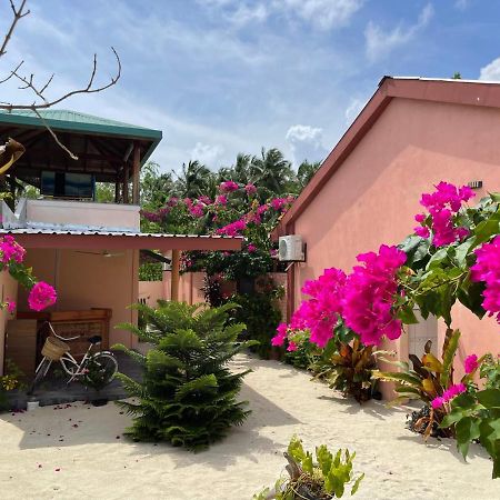 New Breeze Thoddoo Inn Exterior photo